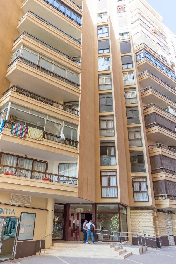 Apartamento 'El Balcon De La Malagueta' Malaga Luaran gambar